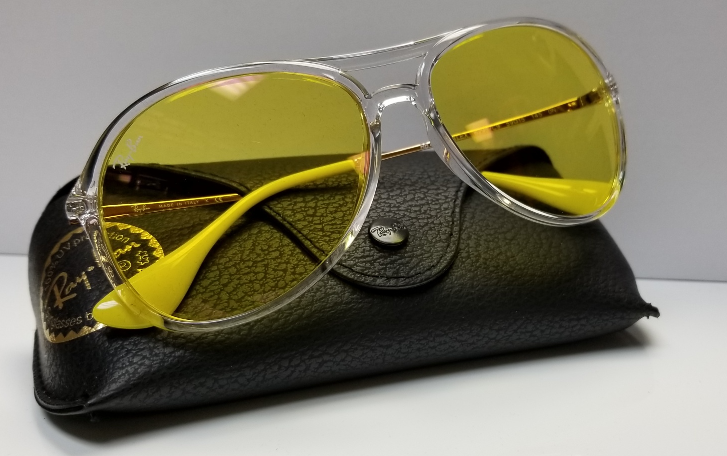 Rayban Model  4201